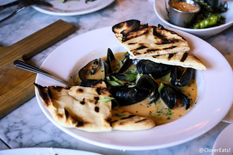 Mussels with red curry