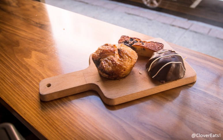 Blueberry pocket, chocolate mousse cake